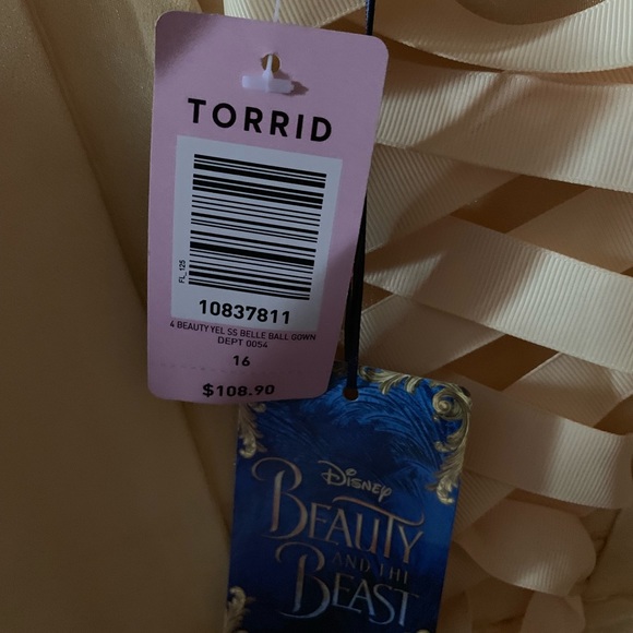 SOLD *** Torrid Disney Beauty and the Beast - Picture 7 of 8